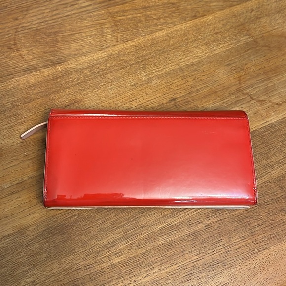 KATE SPADE RED PATENT LEATHER WALLET - Picture 7 of 12